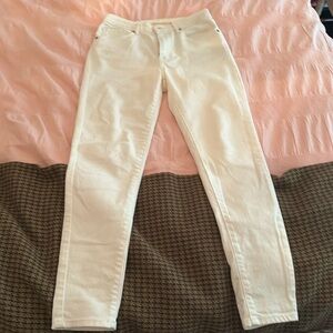 levi’s white jeans